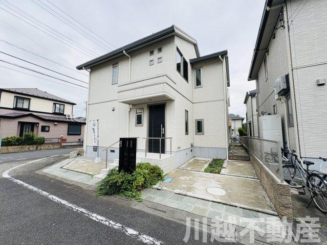 24帖の広々明るいLDKで優しい家族時間を