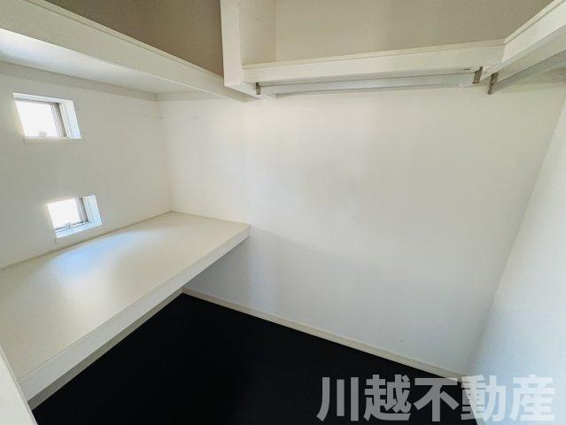 24帖の広々明るいLDKで優しい家族時間をの収納|経験豊富なスタッフがわかりやすくご案内いたします