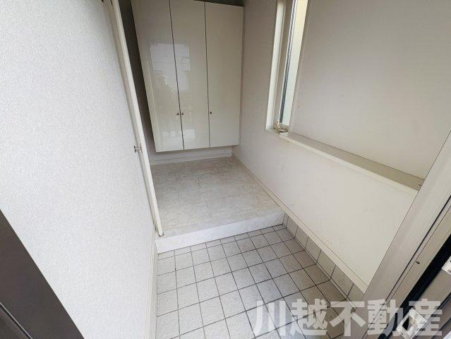 24帖の広々明るいLDKで優しい家族時間をの玄関|内見予約していただくとスムーズなご案内が可能です