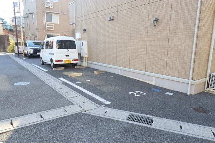 クレール　Ⅰ棟の駐車場
