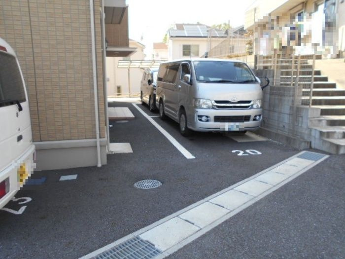 クレール　Ⅰ棟の駐車場