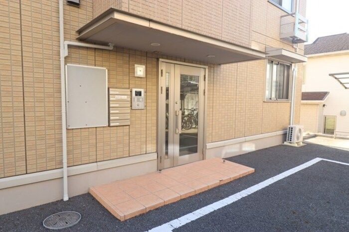 クレール　Ⅰ棟のエントランス