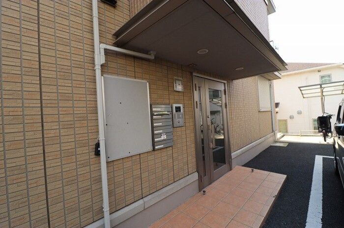 クレール　Ⅰ棟のエントランス