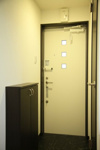 【玄関】 | クレオ姪浜拾番館 | 明るい玄関です。シューズBOXもございます。