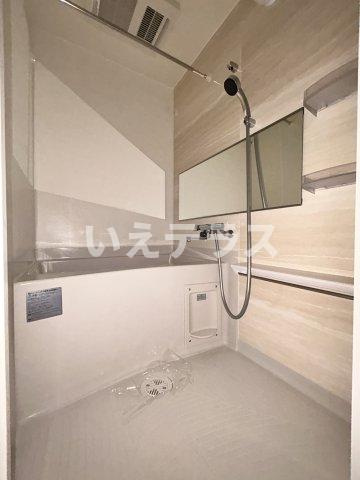 プレサンス神戸水木通ルミエスの浴室