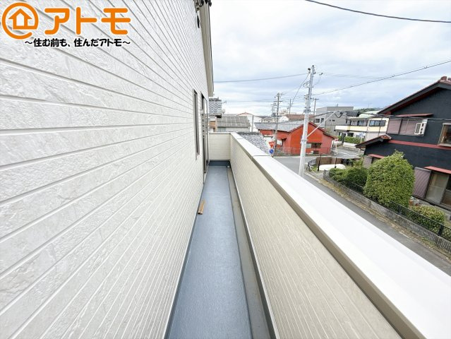 【バルコニー】 | 清水区袖師町第6　新築戸建　全1棟 | 陽当りの良いバルコニーはお洗濯物はもちろんお布団もふかふかになります♪