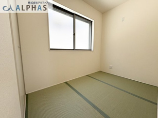 【和室】 | 明石市魚住町金ケ崎　新築戸建 | ■客間やお子様との遊び場としても使える和室スペースあり♪