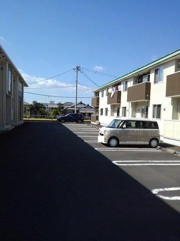 フィオーレライツ早鈴　Ⅱの駐車場