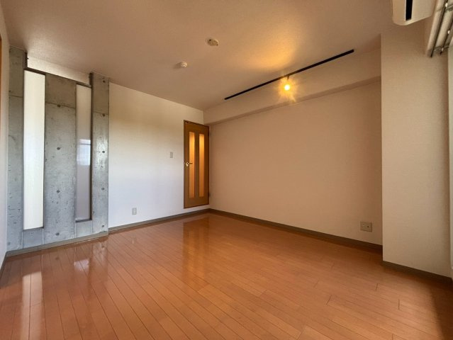 エルベコート豊中本町の居間・リビング