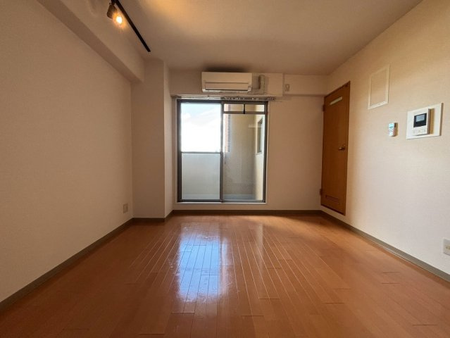 エルベコート豊中本町の居間・リビング