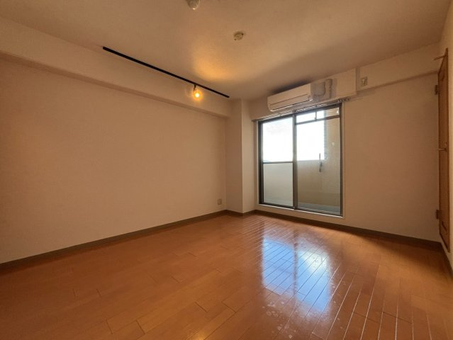 エルベコート豊中本町の居間・リビング