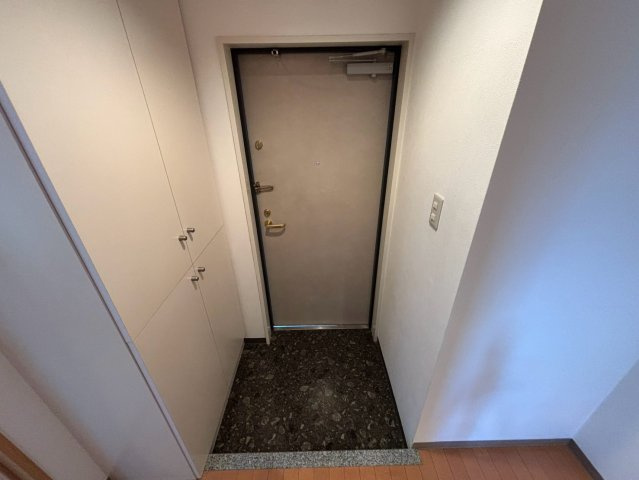 エルベコート豊中本町の玄関