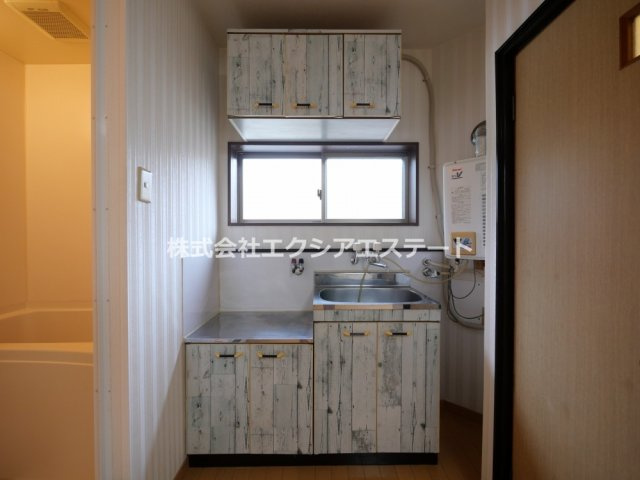 筆ヶ崎マンションのキッチン