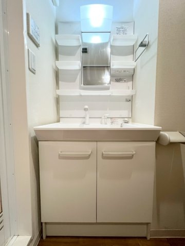 マキ代々木の独立洗面台|マキ代々木(同建物別室写真)