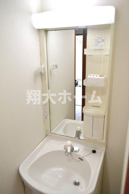 アドバンテージ南千住の洗面所