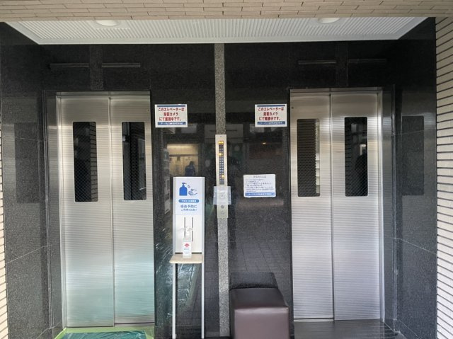 サーパス三津壱番館のその他共用部分|総戸数125戸の規模に合わせ2基のエレベーターを設置しており、朝の忙しい時間帯もスムーズに移動です。