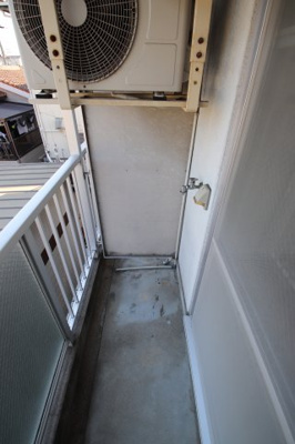 【設備】 | パレドール東山 | 室外洗濯機置場