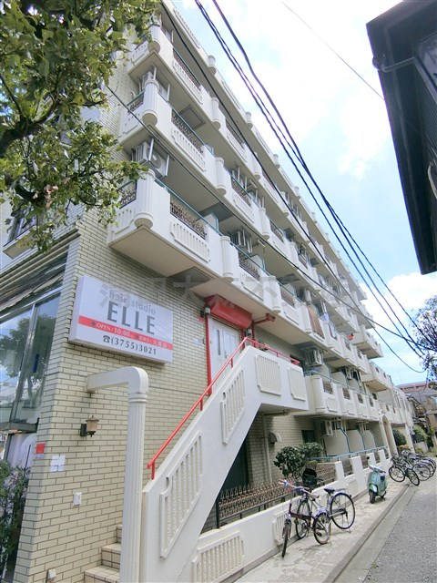 ベルサイユ池上の外観