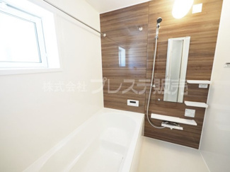 【浴室】 | 奈良市あやめ池南２丁目の新築一戸建 全２区画 | 現地写真（２号地浴室）浴室暖房乾燥機を標準装備！