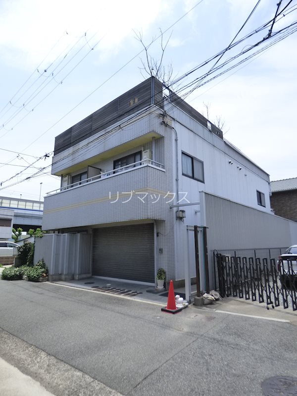 プラムコートの画像