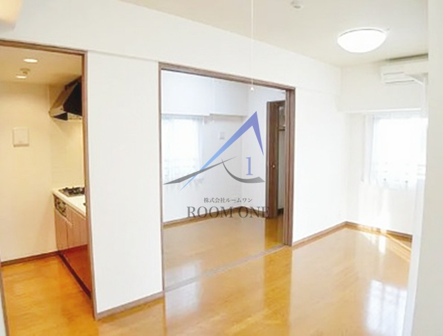 パークウェル浅草弐番館の居間・リビング|洋室のお部屋です。