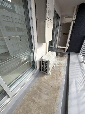 横浜市神奈川区金港町の賃貸マンションのバルコニー
