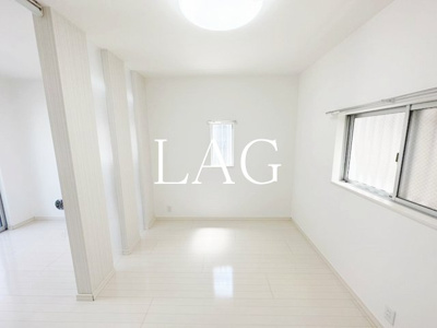 【居間・リビング】 | ＣＡＳＡ　Ｂ．Ｂ．　ＣＵＢＥ | 洋室のお部屋です。