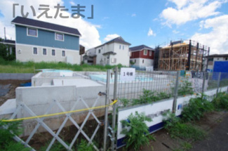 【外観】 | 【仲介手数料無料！！】日野市新町4丁目　新築戸建て（全5棟）3号棟　6280万円 | 1号棟　令和8年8月6日撮影　建築中