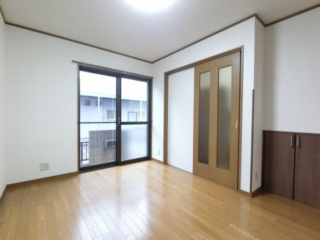 【居間・リビング】 | 寒川町3丁目貸家
