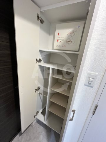 エスリード弁天町クレールの収納|エスリード弁天町クレール　シューズボックス