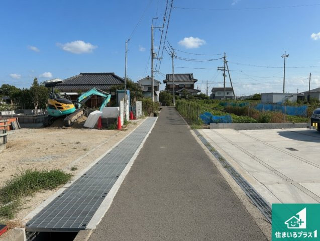 岸和田市今木町　第1期　新築一戸建ての前面道路含む現地写真|周辺は落ち着いた街並みの住宅地！子育てがしやすい住環境です！まだ未完成ですが、現地でしかわからない事もございます。是非一度ご覧ください。