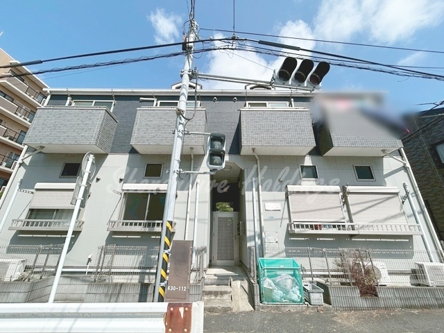 藤沢市大鋸３丁目のアパートの外観
