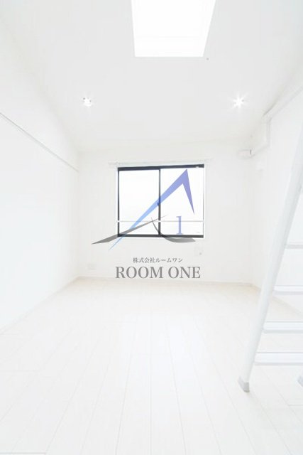 メティス北沢の居間・リビング|洋室のお部屋です。