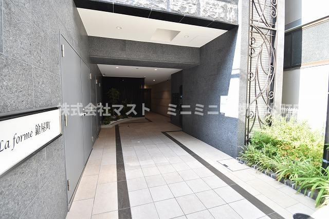 ラフォルム鎗屋町のエントランス