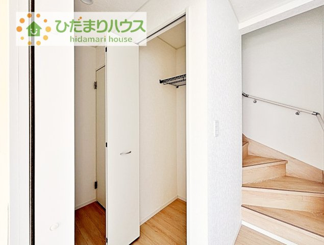 【収納】 | 常総市本石下第12　新築戸建　2号棟 | 掃除機や買い溜めしたい日用品をしまうのに便利です！