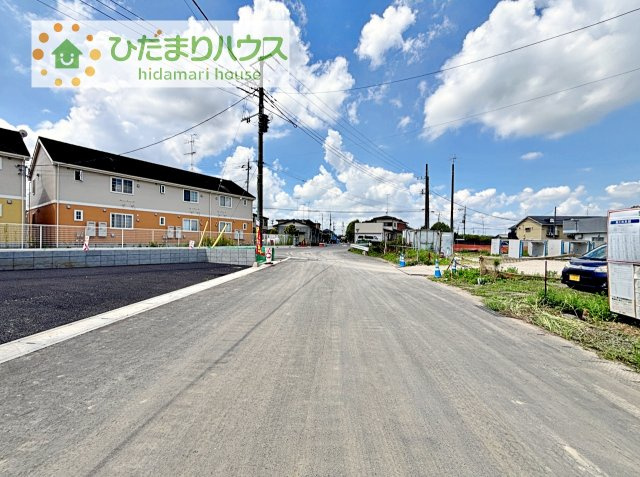 【前面道路含む現地写真】 | 常総市本石下第12　新築戸建　2号棟 | たっぷりの陽光と心地よい風が舞い込む住まい♪