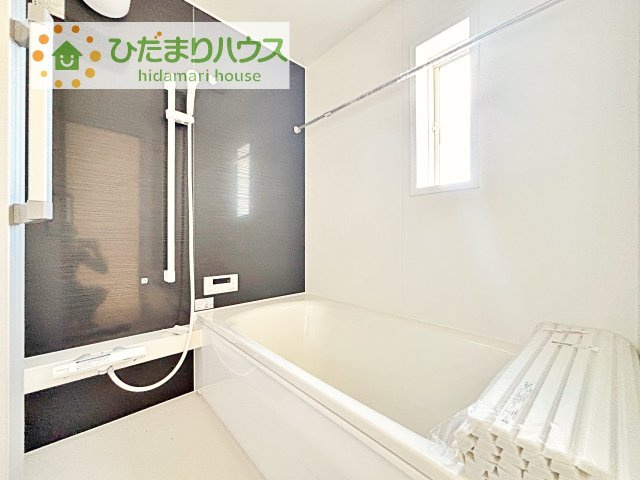 【浴室】 | 常総市本石下第12　新築戸建　2号棟 | 大人が足を伸ばしても十分な広さ！一人でゆっくりくつろぐ時間も大切です！
