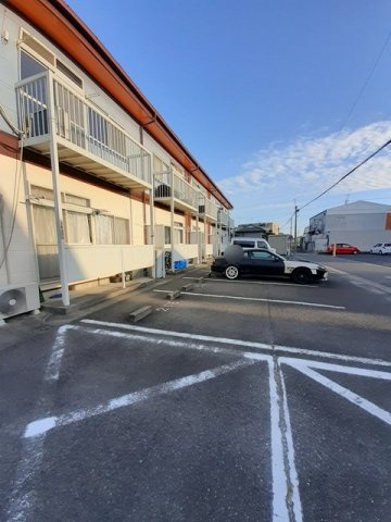 【駐車場】 | エクセル昭和 | 駐車場があります