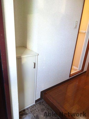 プリヴィラ壹番館の玄関