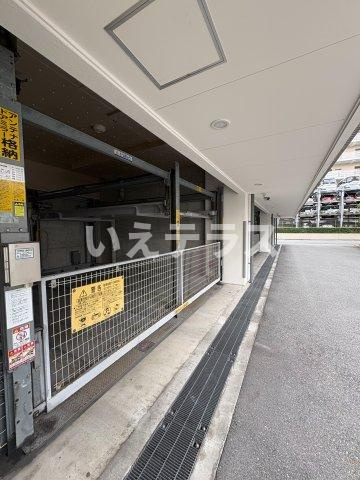 アーバネックス神戸駅前の駐車場