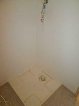【設備】 | ヴェルト高円寺 | 室内洗濯機置き場。