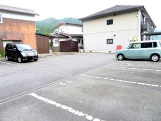 【駐車場】 | ベルヴィー