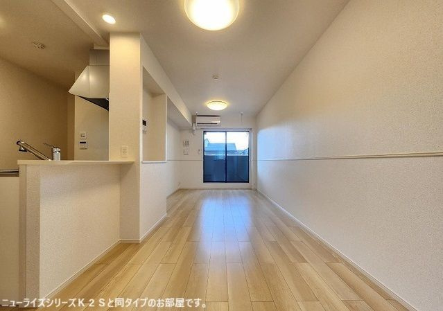 ルミア　グレイスの居間・リビング