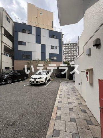 アーバネックス神戸駅前の駐車場