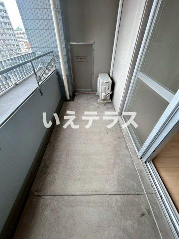 アーバネックス神戸駅前のバルコニー