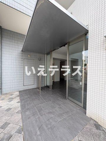 アーバネックス神戸駅前のエントランス
