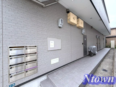 【ロビー】 | GrandeMare枇杷島 | 建物の内部です