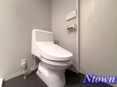【トイレ】 | GrandeMare枇杷島 | 落ち着いた色調のトイレです