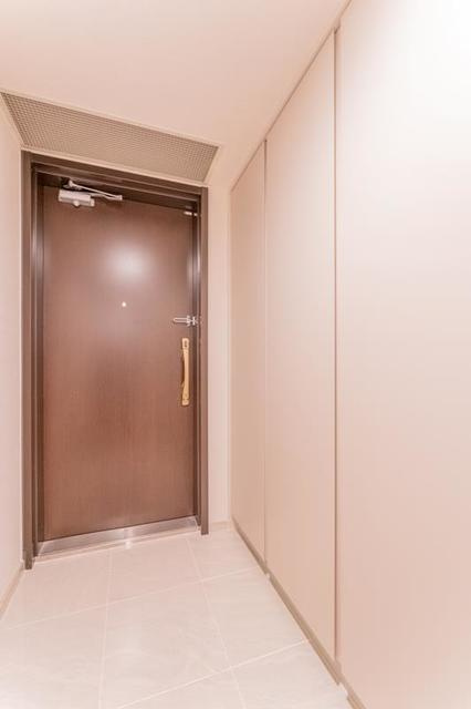 リバーポイントタワーの玄関|※写真は同タイプ住戸です。