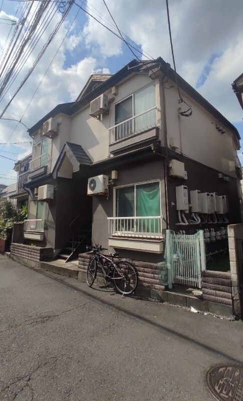 ヤングバッズの外観